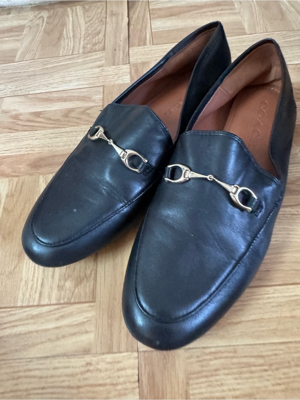 Coach Black Leather Women’s Leather Loafers with Gold Bit - Picture 2 of 6